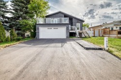 1629 Athabasca Street Crossfield, AB T0M 0S0