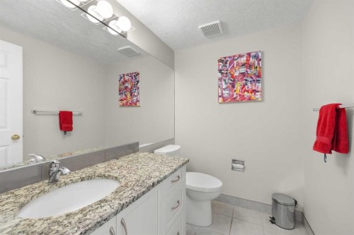 2740 Signal Ridge View Sw, Calgary, AB - Indoor Photo Showing Bathroom