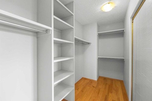 2740 Signal Ridge View Sw, Calgary, AB - Indoor With Storage