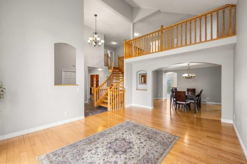 2740 Signal Ridge View Sw, Calgary, AB - Indoor Photo Showing Other Room
