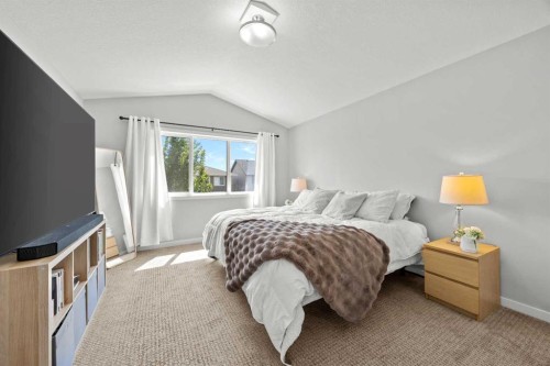 123 Masters Rise Se, Calgary, AB - Indoor Photo Showing Bedroom