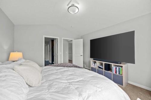123 Masters Rise Se, Calgary, AB - Indoor Photo Showing Bedroom