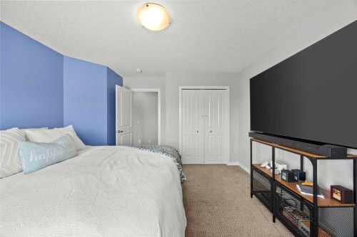 123 Masters Rise Se, Calgary, AB - Indoor Photo Showing Bedroom