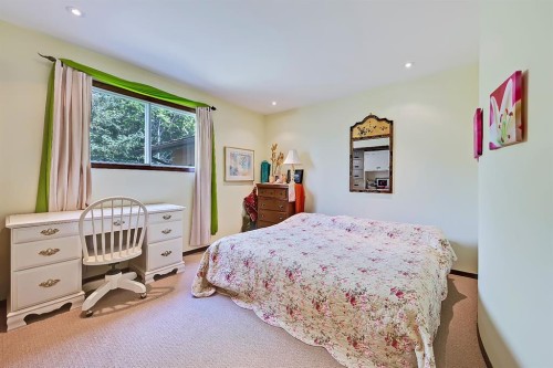 75 Anatapi Lane Sw, Calgary, AB 