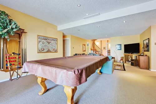 75 Anatapi Lane Sw, Calgary, AB 
