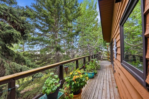 75 Anatapi Lane Sw, Calgary, AB 