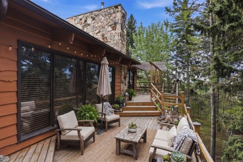 75 Anatapi Lane Sw, Calgary, AB 