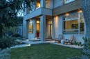 739 33A Street Nw, Calgary, AB  - Outdoor 