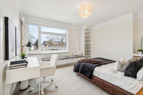 739 33A Street Nw, Calgary, AB - Indoor Photo Showing Bedroom