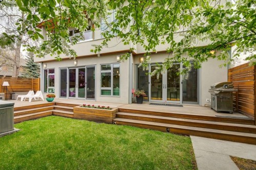739 33A Street Nw, Calgary, AB - Outdoor With Deck Patio Veranda