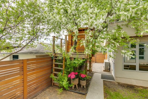 739 33A Street Nw, Calgary, AB - Outdoor