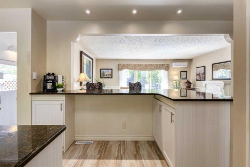 7203 5 Street Sw, Calgary, AB - Indoor