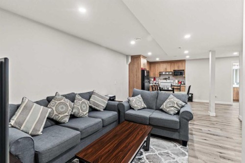 283 Belvedere Drive Se, Calgary, AB - Indoor Photo Showing Living Room