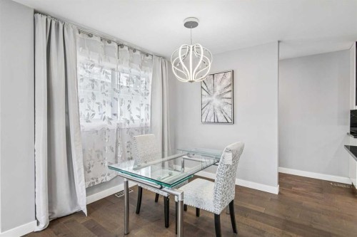 427 96 Avenue Se, Calgary, AB - Indoor Photo Showing Dining Room