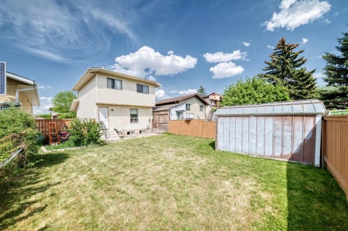 411 Abadan Place Ne, Calgary, AB - Outdoor