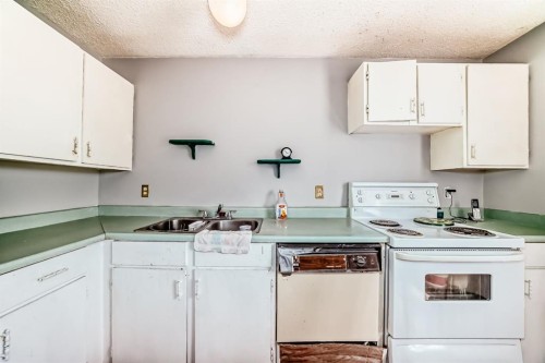 411 Abadan Place Ne, Calgary, AB - Indoor