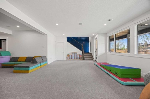 127 Kinniburgh Crescent, Chestermere, AB - Indoor Photo Showing Other Room