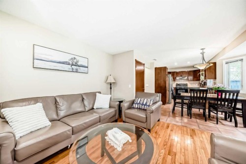 232 Macewan Ridge Close Nw, Calgary, AB - Indoor Photo Showing Living Room