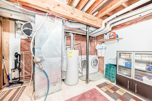 232 Macewan Ridge Close Nw, Calgary, AB - Indoor Photo Showing Laundry Room
