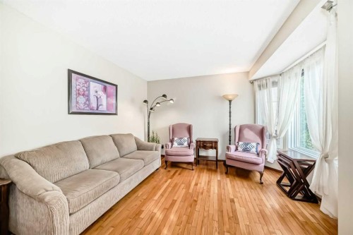 232 Macewan Ridge Close Nw, Calgary, AB - Indoor Photo Showing Living Room