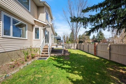 131 Lake Simcoe Court Se, Calgary, AB - Outdoor