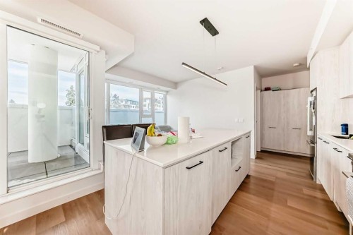 310-1107 Gladstone Road Nw, Calgary, AB - Indoor