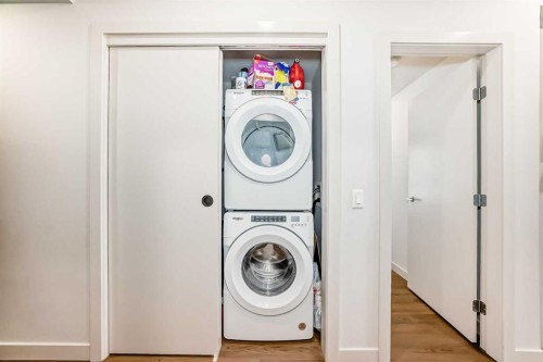 310-1107 Gladstone Road Nw, Calgary, AB - Indoor Photo Showing Laundry Room