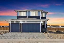 846 Chelsea Village SOUTHChestermere, AB T1X 2V5