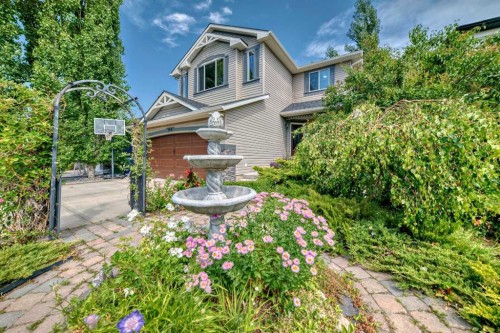 188 Chapala Drive Se, Calgary, AB - Outdoor