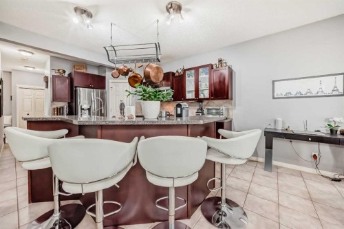 188 Chapala Drive Se, Calgary, AB - Indoor Photo Showing Dining Room