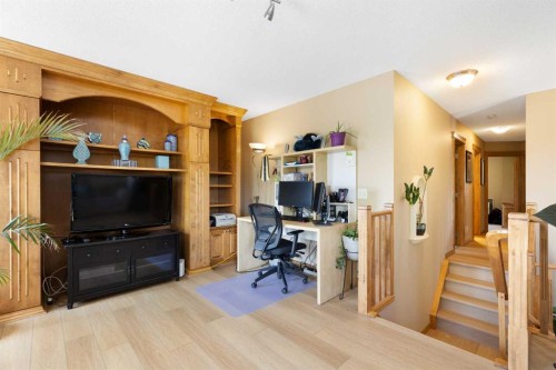 34 Tuscany Meadows Drive Nw, Calgary, AB - Indoor Photo Showing Office