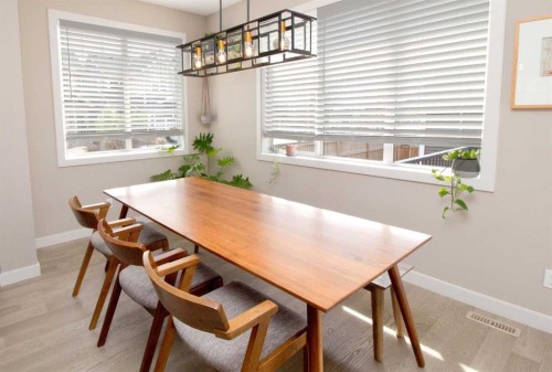 3 Sunrise Heights, Cochrane, AB - Indoor Photo Showing Dining Room