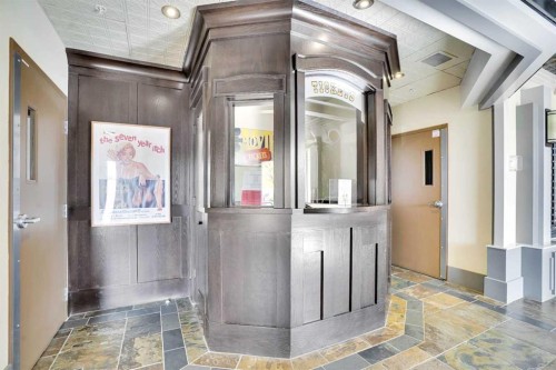 1132-2330 Fish Creek Boulevard Sw, Calgary, AB - Indoor Photo Showing Other Room