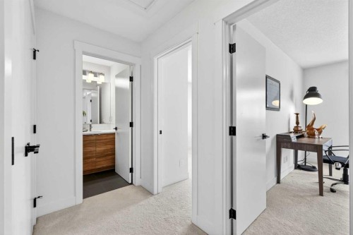 33-230 Seton Passage Se, Calgary, AB - Indoor Photo Showing Other Room