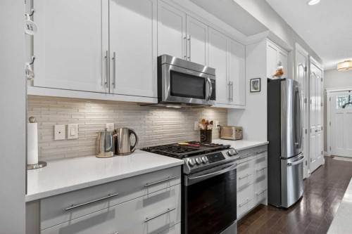340 Quarry Park Boulevard Se, Calgary, AB 