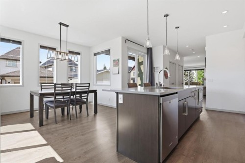 341 Marquis Heights Se, Calgary, AB - Indoor