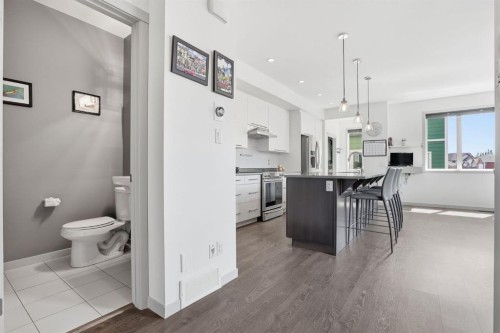 341 Marquis Heights Se, Calgary, AB - Indoor Photo Showing Kitchen
