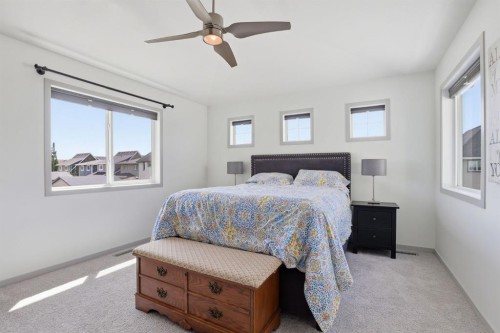 341 Marquis Heights Se, Calgary, AB - Indoor Photo Showing Bedroom