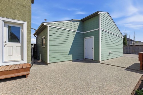 341 Marquis Heights Se, Calgary, AB - Outdoor With Exterior