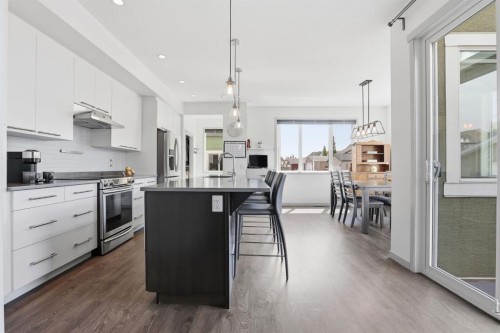 341 Marquis Heights Se, Calgary, AB - Indoor Photo Showing Kitchen With Stainless Steel Kitchen With Upgraded Kitchen