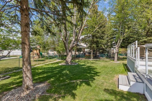 187 Hampshire Close Nw, Calgary, AB - Outdoor