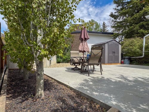 5839 Dalkeith Hill Nw, Calgary, AB - Outdoor