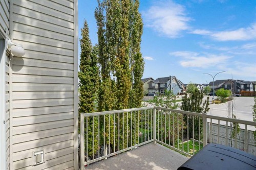 105 Sunset Common, Cochrane, AB - Outdoor