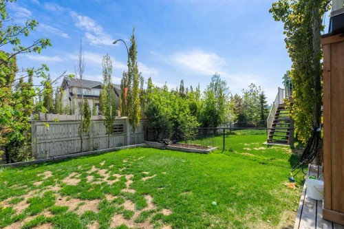 105 Sunset Common, Cochrane, AB - Outdoor