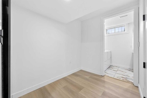 5423 Madigan Drive Ne, Calgary, AB - Indoor Photo Showing Other Room