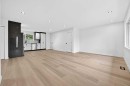 5423 Madigan Drive Ne, Calgary, AB  - Indoor Photo Showing Other Room 