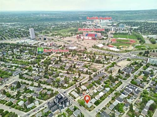 2511 22 Street Nw, Calgary, AB - Outdoor With View
