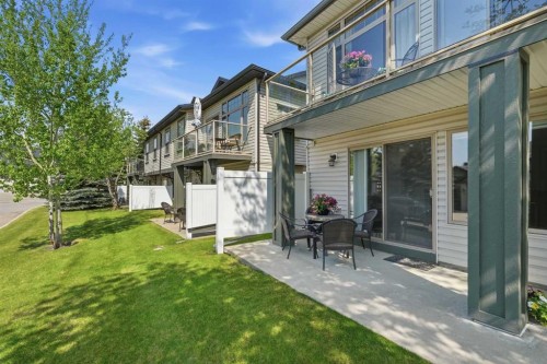131 Springbank Terrace Sw, Calgary, AB - Outdoor With Deck Patio Veranda