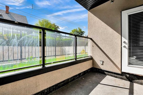 107-611 Edmonton Trail Ne, Calgary, AB - Outdoor With Exterior
