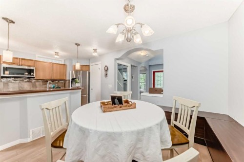 142 Auburn Bay Heights Se, Calgary, AB - Indoor Photo Showing Dining Room